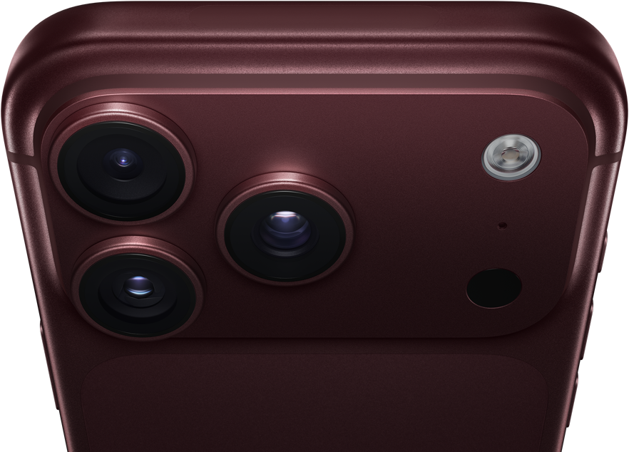 iPhone 18 Pro Max borgogna (rosso scuro) mostrato da dietro, sistema di fotocamere Pro Fusion nella parte superiore, 3 obiettivi, diaframma ad apertura variabile parzialmente chiuso, flash, microfono e scanner LiDAR, mostrati dall’alto, antenna cellulare, lati piatti, bordi arrotondati